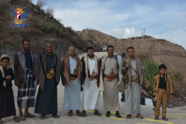Eröffnung des Steinpflasterprojekts für die Al-Hajari-Straße in der Ibb-Landschaft