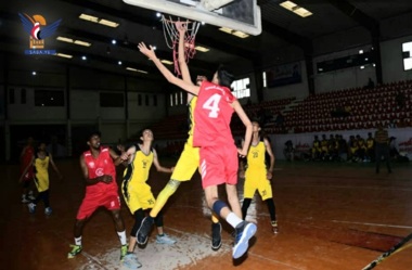 الأهلي يهزم مايو في بطولة ثورة 21 سبتمبر لكرة السلة