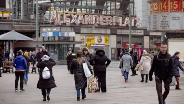 Germany's economy shrinks in last quarter of 2024