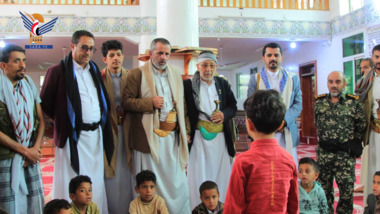 Inspeccionando las actividades y cursos de verano en la Dirección de Al-Thawra en la capital, Sanaá
