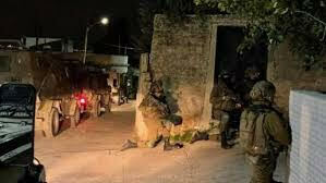 Palestinian resistance fighters confront Zionist enemy's storming of Tulkarm 
