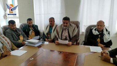 Erörterung von Mechanismen zur Verbesserung der lokalen und exekutiven Leistung in Al-Bayda