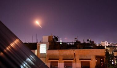 El enemigo sionista bombardeó el sitio 