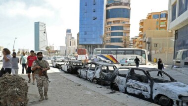 27personas murieron y otras 100 resultaron heridas en violentos enfrentamientos en la capital libia, Trípoli