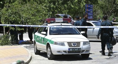  السلطات الإيرانية تعتقل انتحاريَّين قبل ارتكابهما أي عمل إرهابي في مدينة قدس