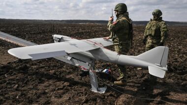 Russischer Orlan zerstört ukrainische Festung auf der Donezk-Achse