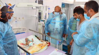 Sana'a governor's Deputy Checks on Child Shadi Al-Darwani's Health