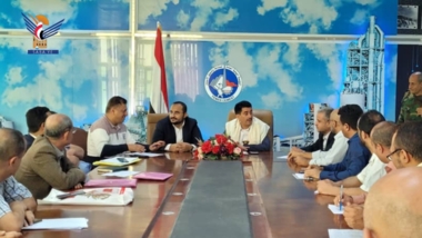 Discussing networking mechanism between Cement Manufacturing , Marketing Corporation & its affiliated factories
