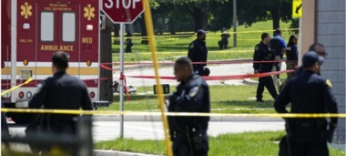 U.S. police shoots dead gunman near Republican convention