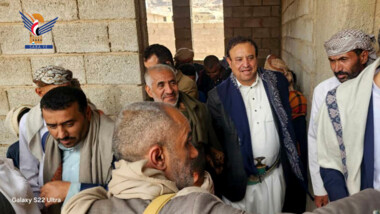 عباد والمداني يتفقدان مشروعي مدرستي الزهراء وزبارة بمديرية بني الحارث