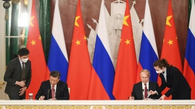 بيان مشترك: العلاقة الروسية الصينية قائمة على شراكة شاملة وتدخل عصرا جديدا