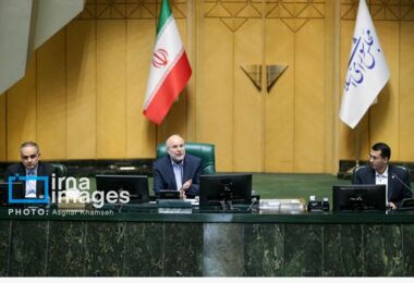 قالیباف : للشعب الإيراني ارتباط عميق ببلاده