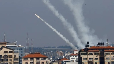 New missile bursts hit Ben Gurion Airport and explosions in Tel Aviv