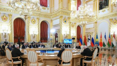   بوتين يقدم مجموعة من الاقتراحات لتطوير عمل الاتحاد الأوراسي