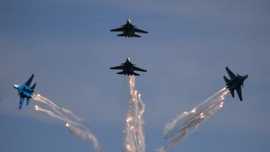 Russische Armee greift ukrainische Streitkräfte in der Provinz Kiew an