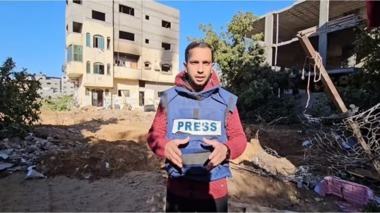 استشهاد والد مراسل الجزيرة أنس الشريف بعد قصف العدو الصهيوني لمنزله