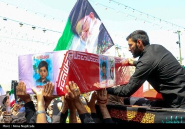 Iranisches Bildungsministerium: 30 Schüler und sieben Lehrer bei israelischen Angriffen getötet