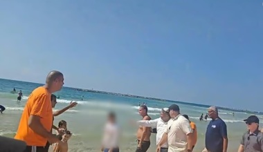 Zionist woman arrested for throwing sand at security minister Ben Gvir