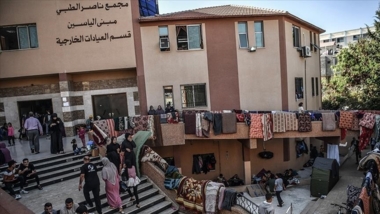 الصحة الفلسطينية: العدو الإسرائيلي يتعمد إخراج مجمع ناصر الطبي عن الخدمة