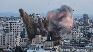 Zionist army bombs house in Boraij, 6 civilians killed, ten wounded