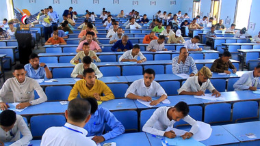 ألف و16 متقدماً يؤدون اختبارات رخصة مزاولة المهنة الطبية بالحديدة