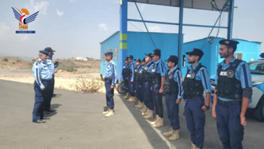 زيارات عيدية لشرطة مرور الطرق في الخطوط الطويلة