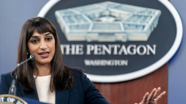 Washington sends more warships, fighters to Middle East
