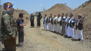 Taiz: Eid-Besuche bei Kämpfern an den Frontlinien der Distrikte Salw und Hawamra in Mawiah