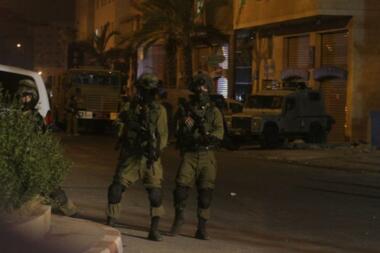 Konfrontationen mit den Truppen des zionistischen Feindes in Madma südlich von Nablus