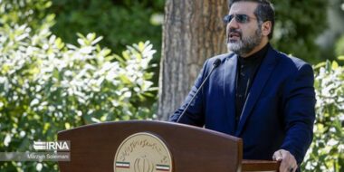 وزير الثقافة الإيراني: استمرار فرض العقوبات مؤشر على زوال الناتو الثقافي