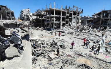 استشهاد 3 فلسطينيين بينهم رضيع بقصف صهيوني لشقة سكنية غرب مدينة غزة