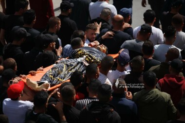 شهيد فلسطيني آخر شرق خانيونس لترتفع حصيلة العدوان على غزة إلى 12 شهيداً