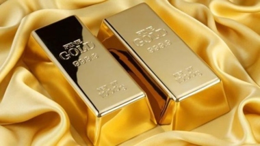 Gold prices decline before federal decision on interest