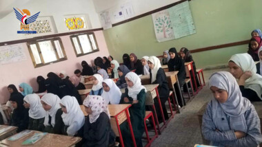 Vorsitzende des Nationalkomitees für Frauen überprüft die Aktivitäten der Sommerschulen in der Hauptstadt Sana'a