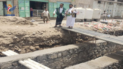 Qohaym und Amer inspektieren den Fortschritt der Arbeiten am Projekt des Al-Sammad-Dialysezentrums