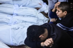 Eight Palestinians martyred, dozens injured in Zionist bombing on Nuseirat