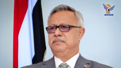 الدكتور بن حبتور يعزي في وفاة الصحفي المخضرم محمد زين السقاف 