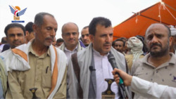 Gesundheitsminister inspiziert das Al-Zahra Rural Hospital in Al-Hodeidah und wird über die Arbeit im Augenkrankheiten-Lager informiert