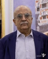 رئيس مجلس الوزراء يشيد بالأدوار الوطنية للحركة العمالية اليمنية