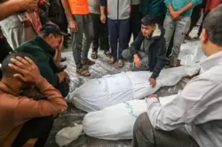  ستة شهداء فلسطينيين في قصف العدو الصهيوني حيي الشجاعية والتفاح شرق غزة