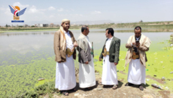 Der stellvertretende Wasserminister inspiziert die Kriegskarawanen und Shahayed im Wadi Al-Ajbar