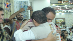 Offizieller und populärer Empfang in Hodeidah für die befreiten Gefangenen