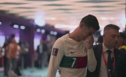 كأس العالم.. رونالدو يغادر الملعب وهو يبكي خسارته أمام المغرب