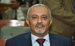 الوهباني يهنئ قائد الثورة ورئيس المجلس السياسي بأعياد الثورة اليمنية والمولد النبوي