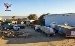 13 Lokomotiven mit Zement kommen an, um Gemeinschaftsinitiativen in Sa'ada zu unterstützen