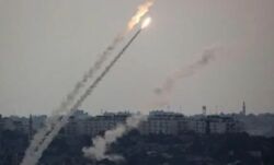 جيش العدو الإسرائيلي يقر بإطلاق 3 صواريخ من قطاع غزة باتجاه الأراضي المحتلة