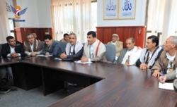 Dr. Abu Lohoum weiht die dritte Phase der Bürgerinitiativen in Al-Mahweet ein