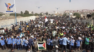 مسيرات طلابية بمدارس مديريات عمران تضامنًا مع الشعب الفلسطيني