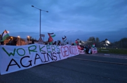 بريطانيا: تظاهرات أمام وزارة التجارة وشركات تصنيع الأسلحة لوقف دعمها لـلعدو الصهيوني