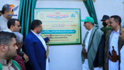 Muhammad Ali Al-Houthi eröffnet auf dem Geburtstagsplatz des Propheten Projekte im technischen und elektronischen Sektor
